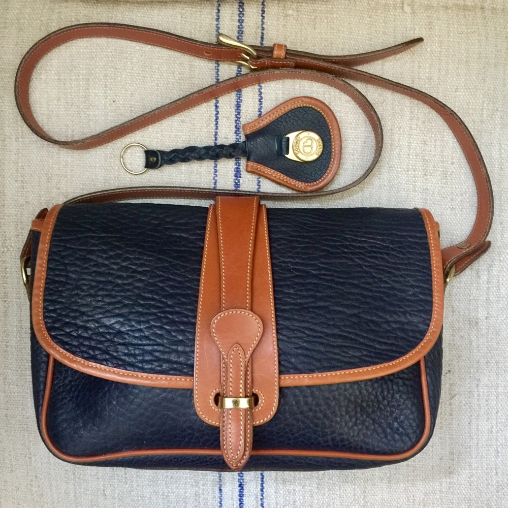 DOONEY & BOURKE Bag with Bonus Keychain